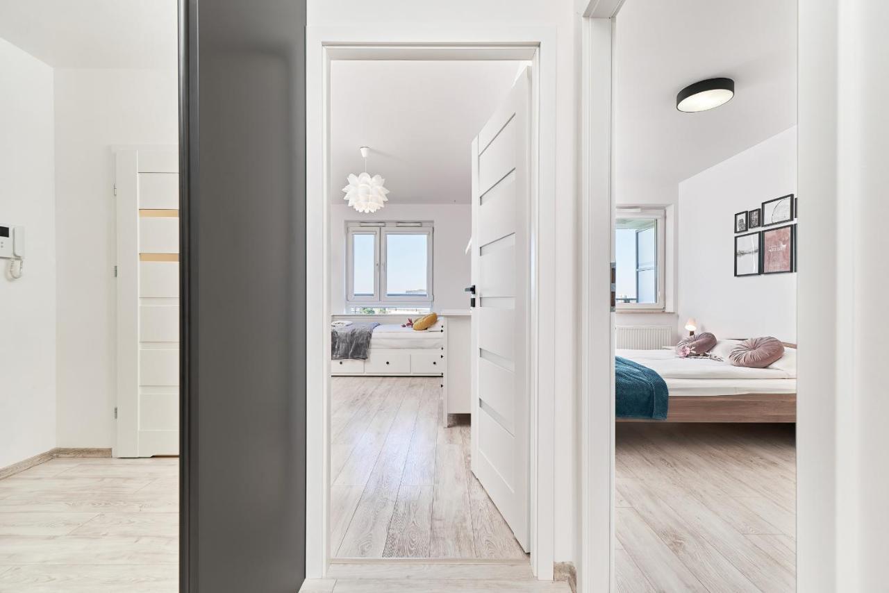 Exclusive Apartments Teczowa With Underground Parking By Noclegi Renters Wrocław Eksteriør bilde