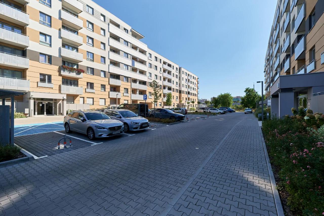 Exclusive Apartments Teczowa With Underground Parking By Noclegi Renters Wrocław Eksteriør bilde