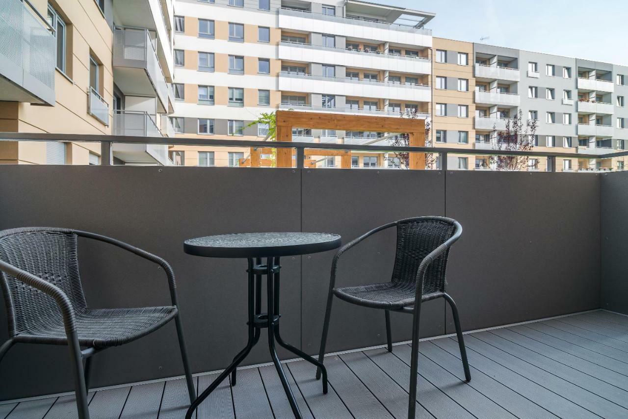 Exclusive Apartments Teczowa With Underground Parking By Noclegi Renters Wrocław Eksteriør bilde