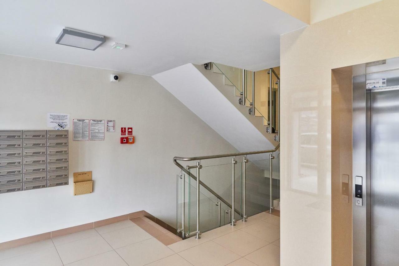Exclusive Apartments Teczowa With Underground Parking By Noclegi Renters Wrocław Eksteriør bilde