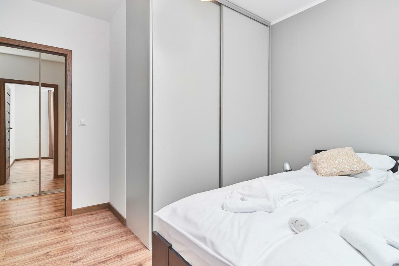 Exclusive Apartments Teczowa With Underground Parking By Noclegi Renters Wrocław Eksteriør bilde